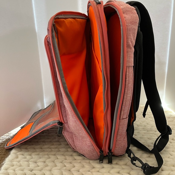 PINK MULTI POCKET BACKPACK W/ LAPTOP SLOT - Picture 5 of 5